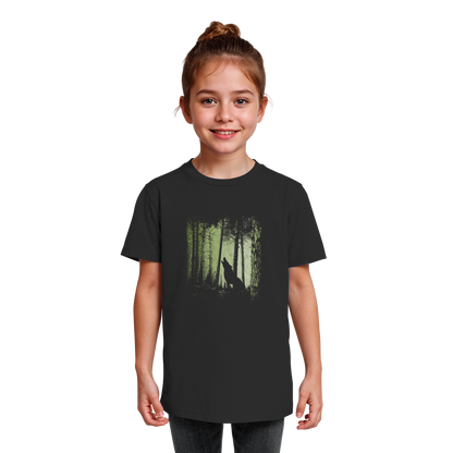 Einsamer Wolf im Zwielicht Wald  - Kids Organic Shirt
