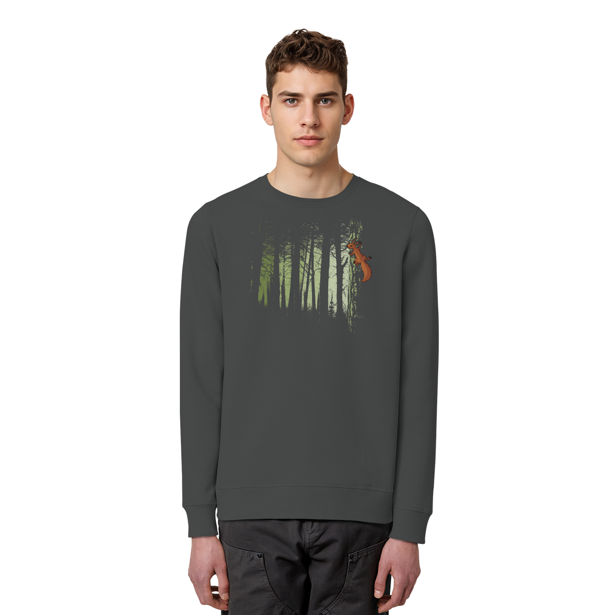 Eichhörnchen im Zwielicht-Wald - Organic Basic Unisex Sweatshirt