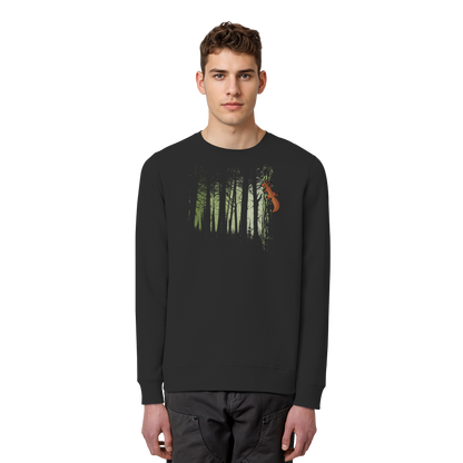Eichhörnchen im Zwielicht-Wald - Organic Basic Unisex Sweatshirt
