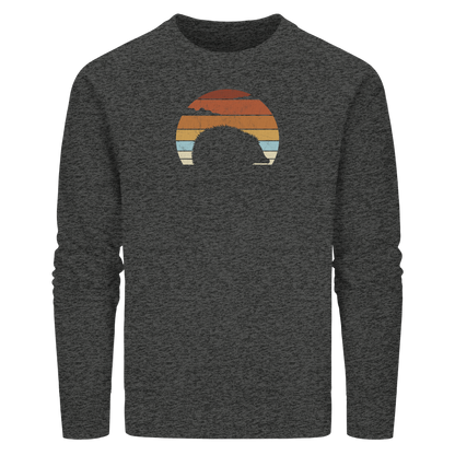 Retro Igel Silhouette im Sonnenuntergang - Organic Basic Unisex Sweatshirt