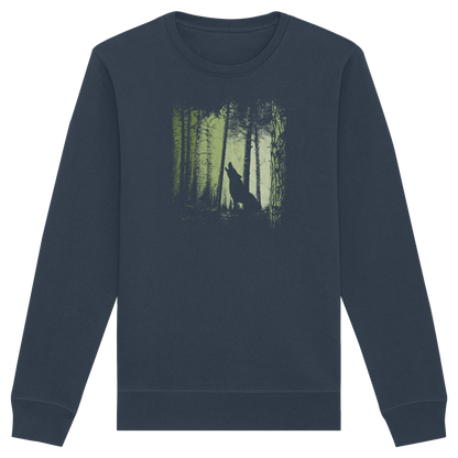 Einsamer Wolf im Zwielicht Wald  - Organic Basic Unisex Sweatshirt