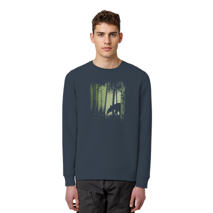 Lässiger Tapir im Zwielicht Wald - Organic Basic Unisex Sweatshirt