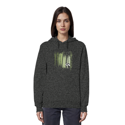 frecher Dachs im Zwielicht Wald - Organic Hoodie