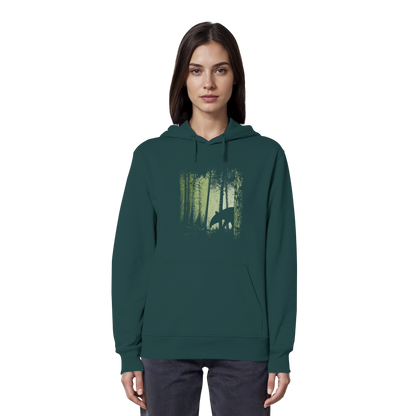 Lässiger Tapir im Zwielicht Wald - Organic Hoodie