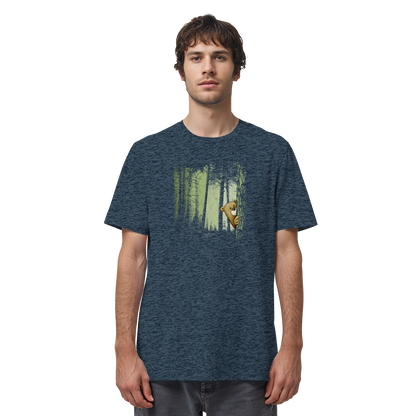 Comic Bär versteckt im Zwielicht Wald - Organic Shirt