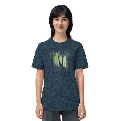 Einsamer Wolf im Zwielicht Wald  - Organic Shirt