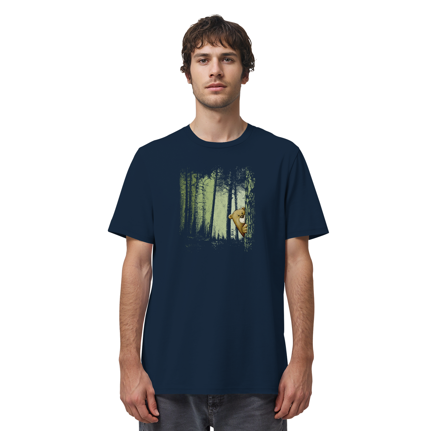 Comic Bär versteckt im Zwielicht Wald - Organic Shirt