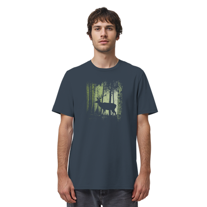 Hirsch im Zwielicht Wald - Organic Shirt