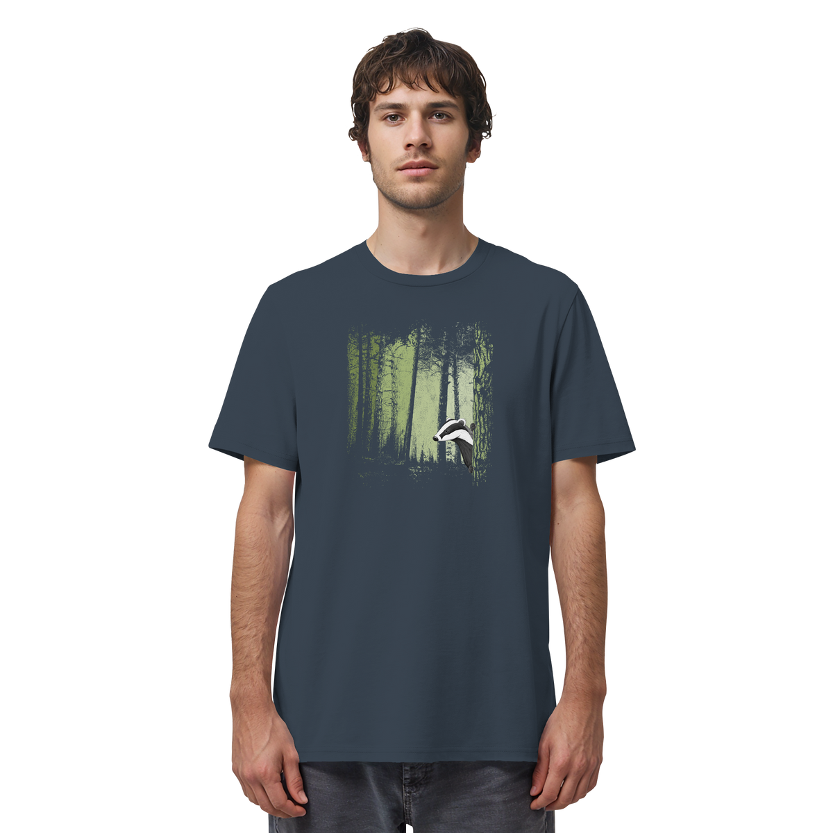frecher Dachs im Zwielicht Wald - Organic Shirt