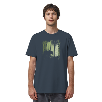 Braunbär im Zwielicht Wald - Organic Shirt