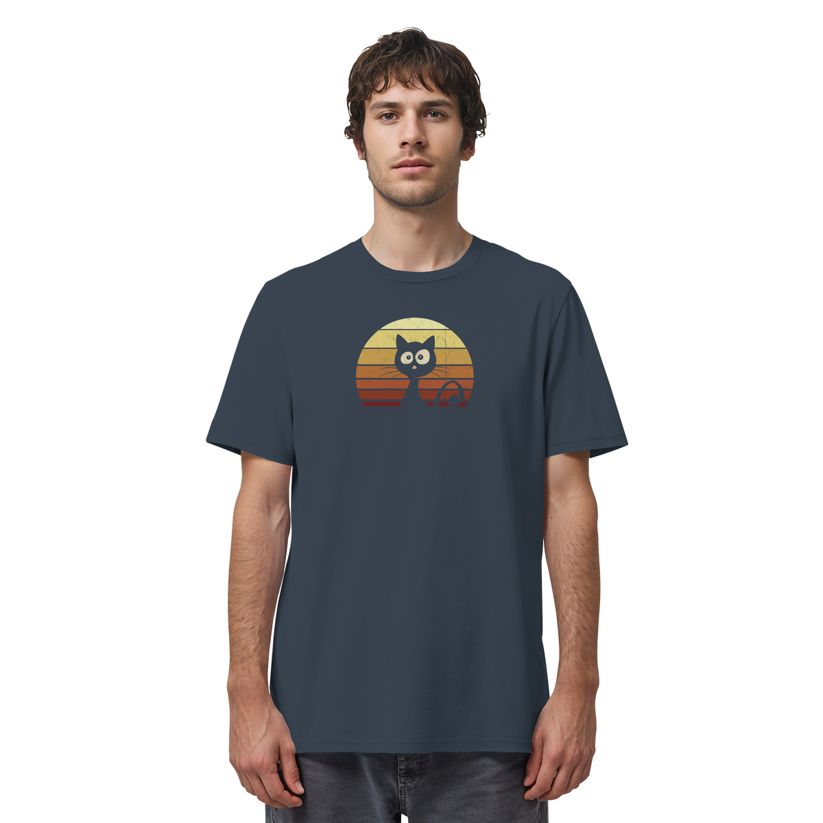 Katze vor Retro Sonnenuntergang - Organic Shirt