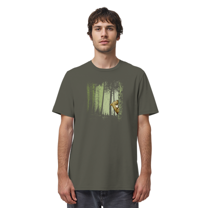 Comic Bär versteckt im Zwielicht Wald - Organic Shirt
