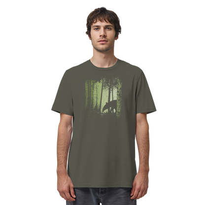 Lässiger Tapir im Zwielicht Wald - Organic Shirt