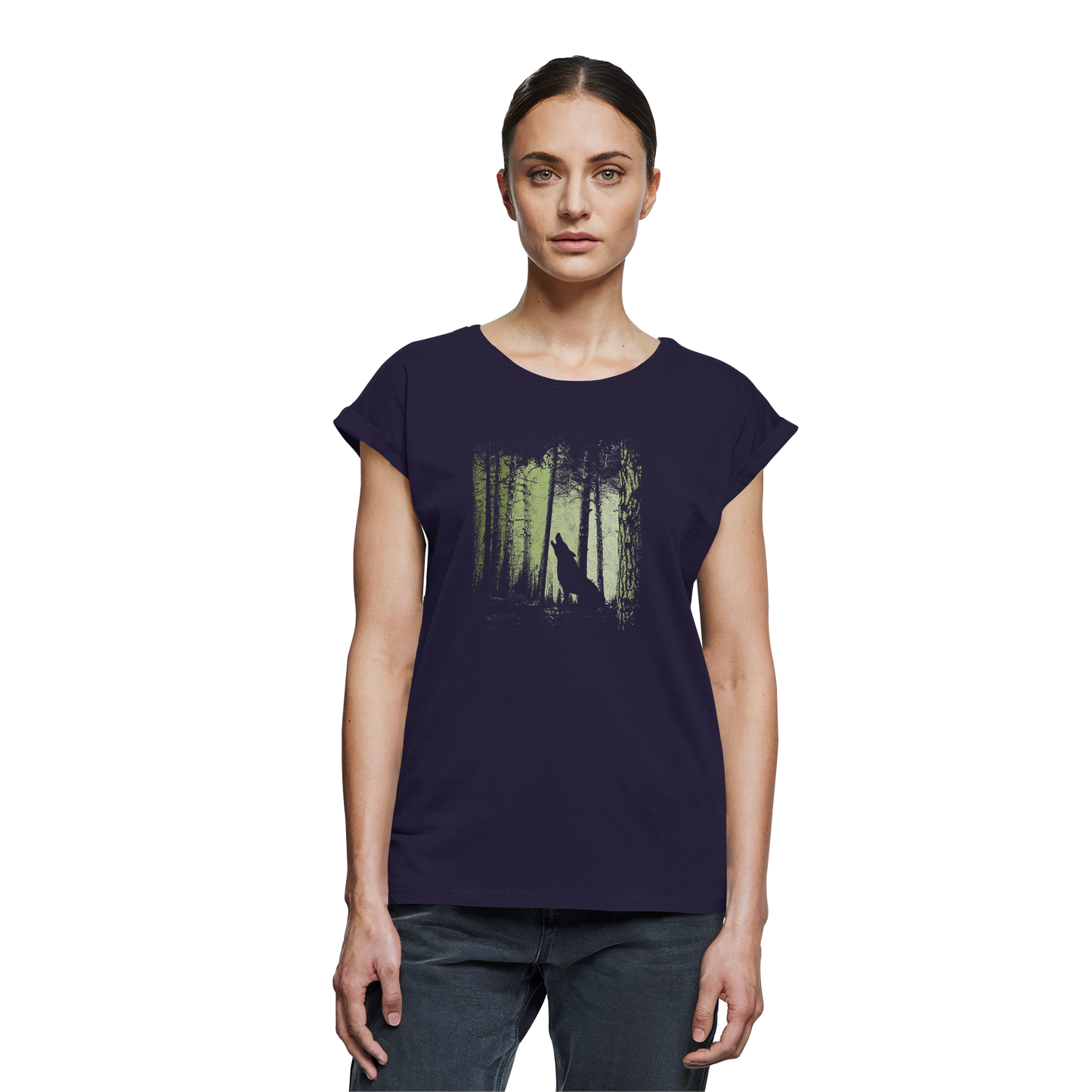 Einsamer Wolf im Zwielicht Wald  - Womens Extended Shoulder T-Shirt
